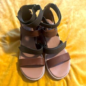 Sorel Cameron Multi-Strap Sandal